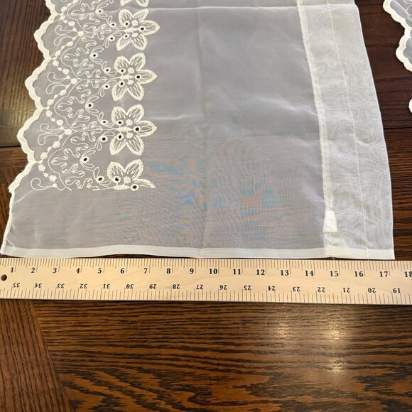 Pair Of Sheer French White Embroidered Valance Curtains 17.5 x 57 Made in France - Picture 8 of 9